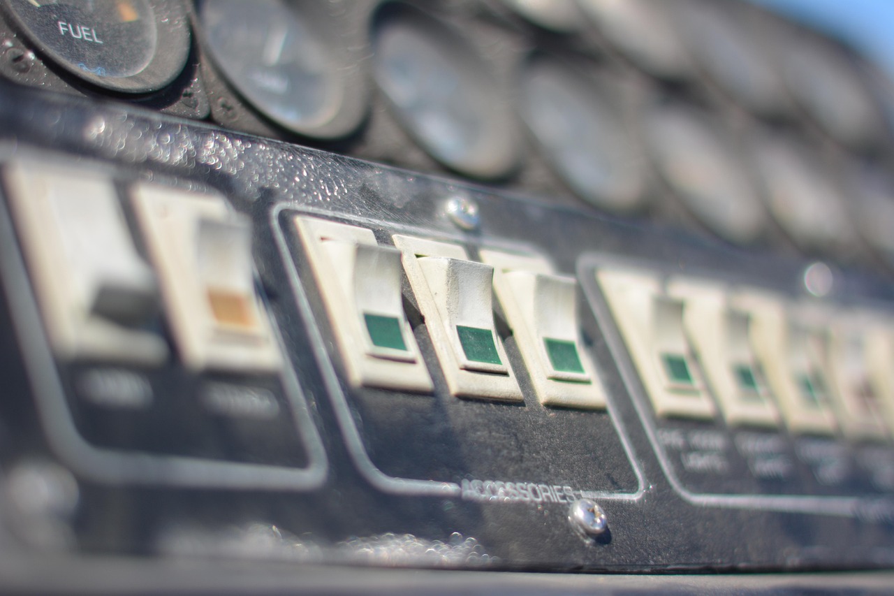 CVE-2026-60134: Weintek cMT3092X HMI Flaws Enable Privilege Escalation and Credential Exposure