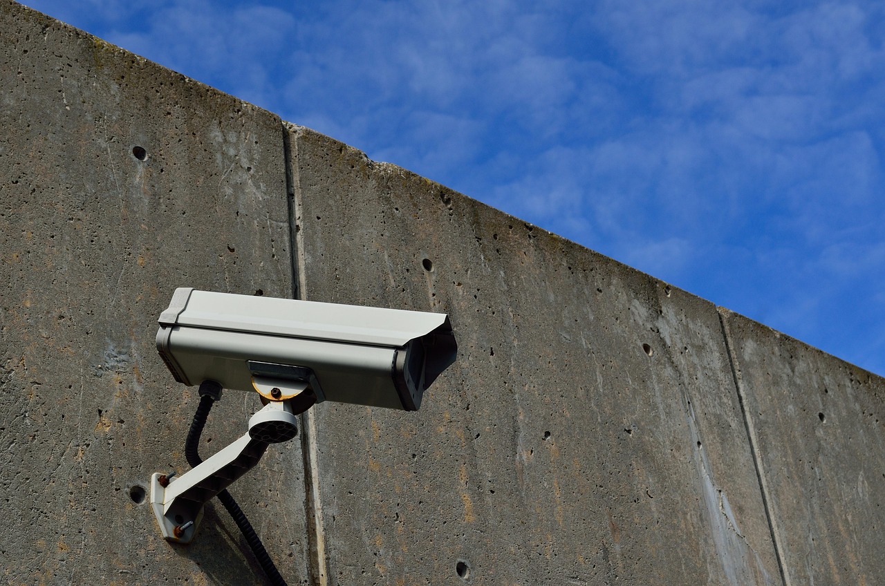 LexisNexis Service Shutdown Exposes Third-Party Vendor Risk in High-Stakes Data Ecosystems