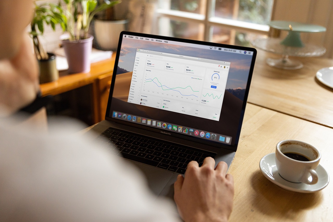 AmnesiaStealer: macOS Infostealer with Live Browser Hijacking Raises the Stakes for Mac Security