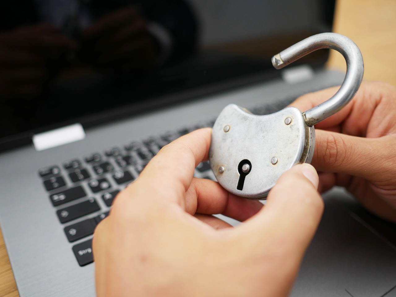 CVE-2026-84869: Critical ScreenConnect Flaw Actively Exploited — 1,000+ Instances Still Exposed