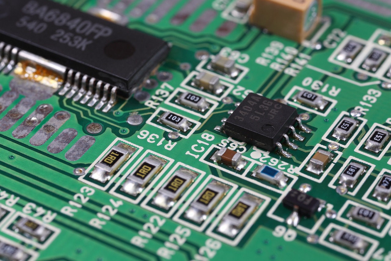 Broadcom Wi-Fi 'Forever Day' Flaw Enables Unauthenticated RCE on Consumer Routers Since 2010