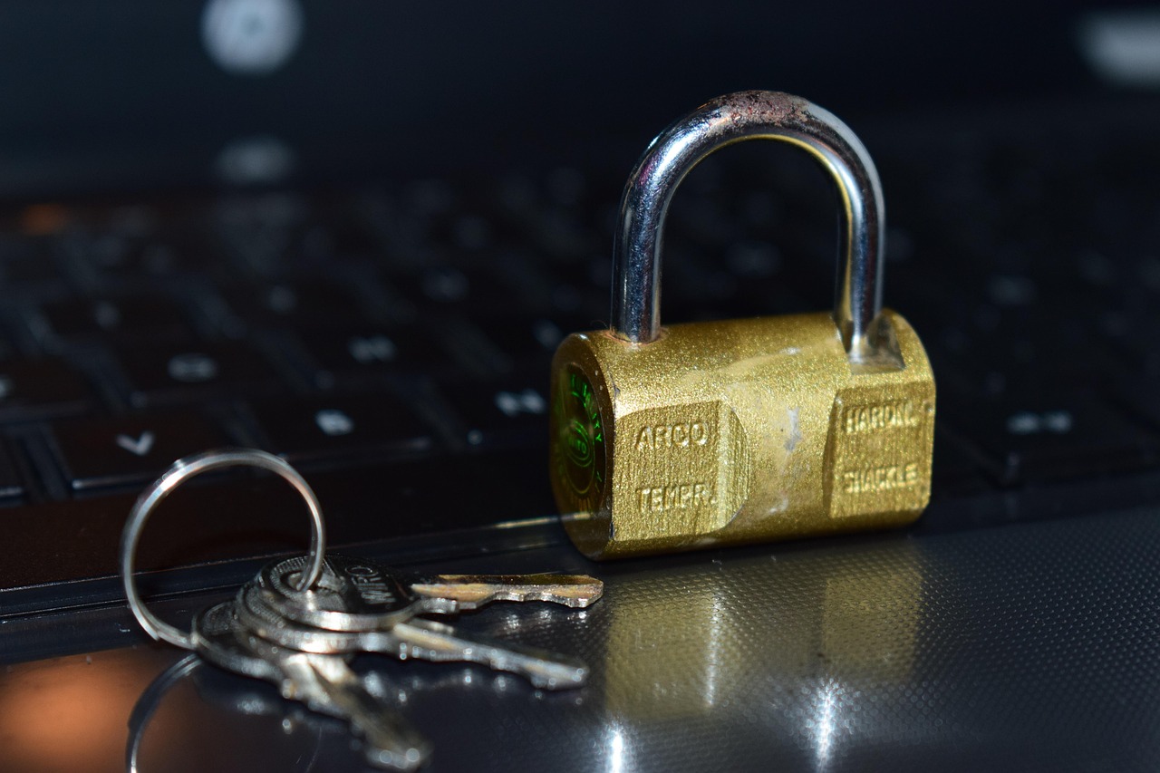 Claude Chrome Extension Flaw Exposes AI-Connected Services to Malicious Extension Hijacking
