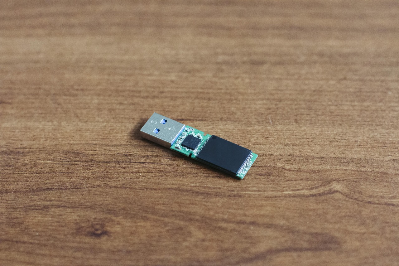 KB5124008 and KB5124012: September 2026 Windows patches break USB Audio Class 1.0