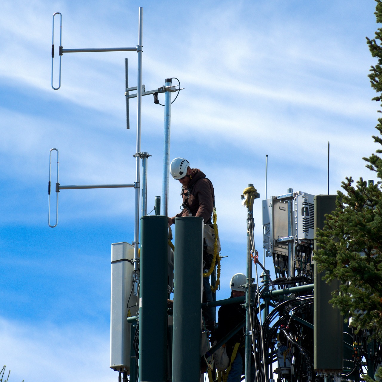 Unpatched LTE Small Cell Vulnerability Exposes Communications Infrastructure to Radio-Range DoS